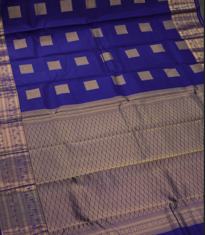 Pure kanchipuram silk saree blue and dual shade of pinkish orange with zari woven box type buttas and zari woven border