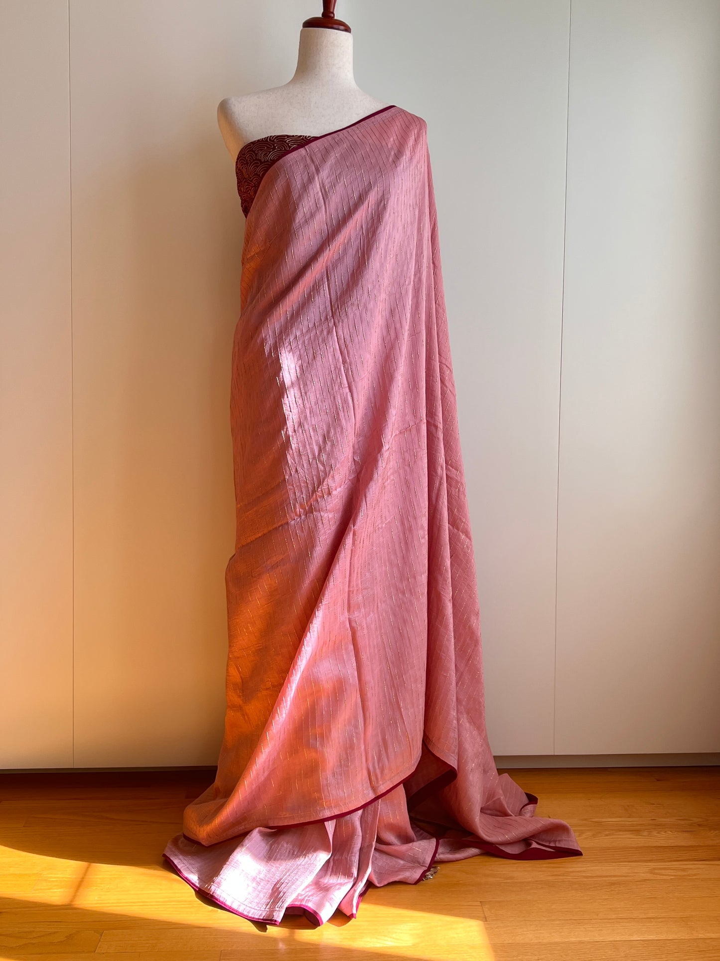 Pink Viscose Woven Saree