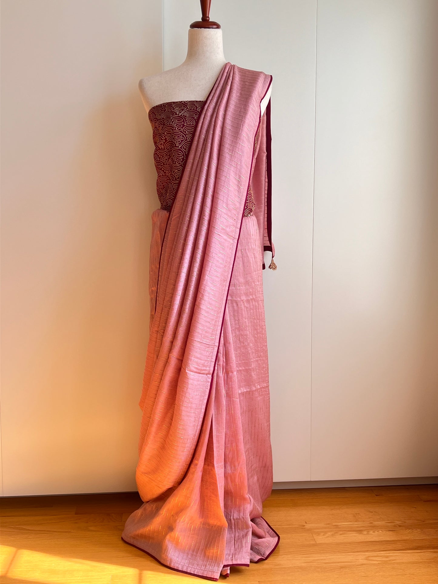 Pink Viscose Woven Saree