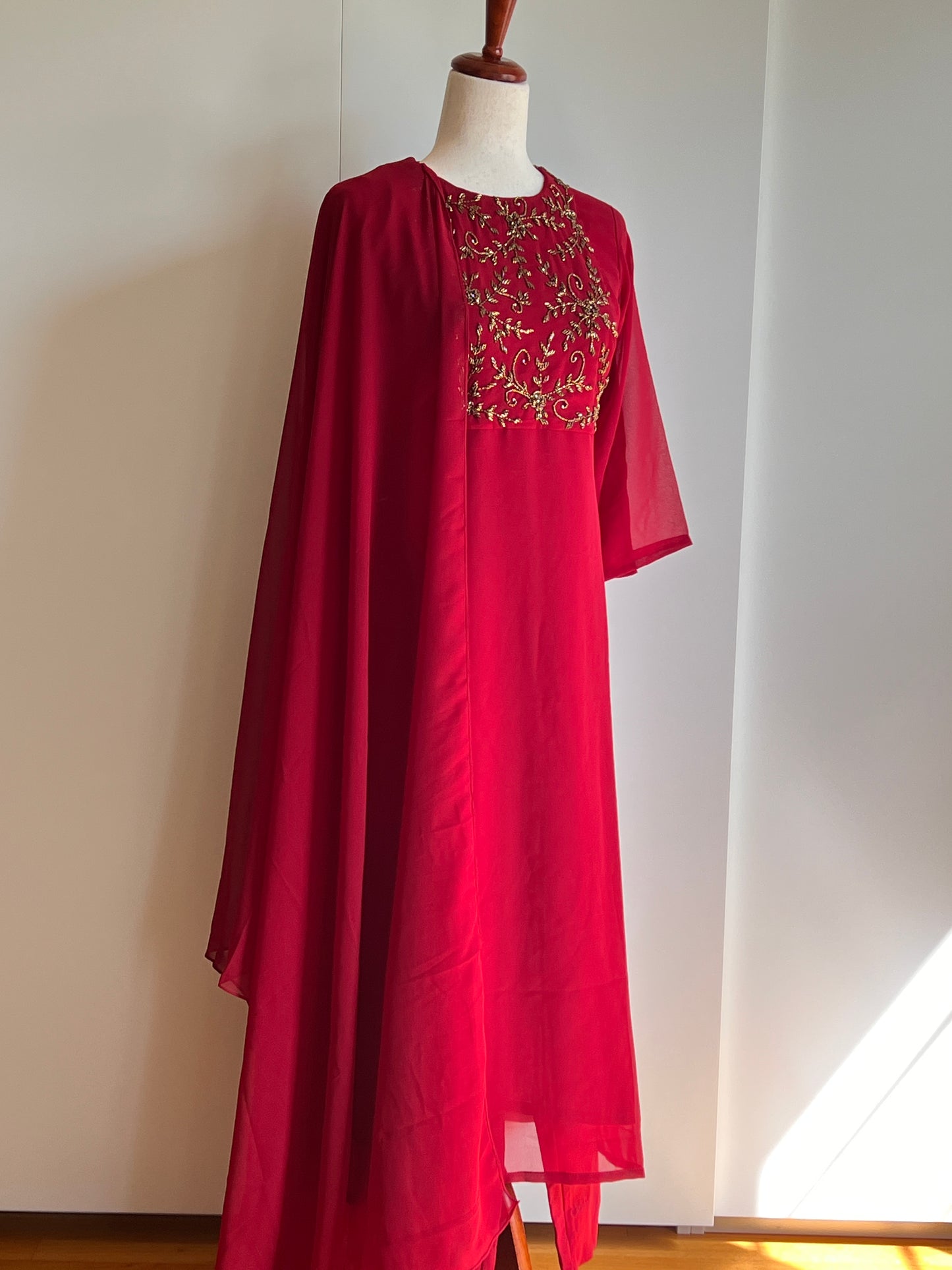 Reddish Maroon Faux Georgette Handwork Slit Salwar Set