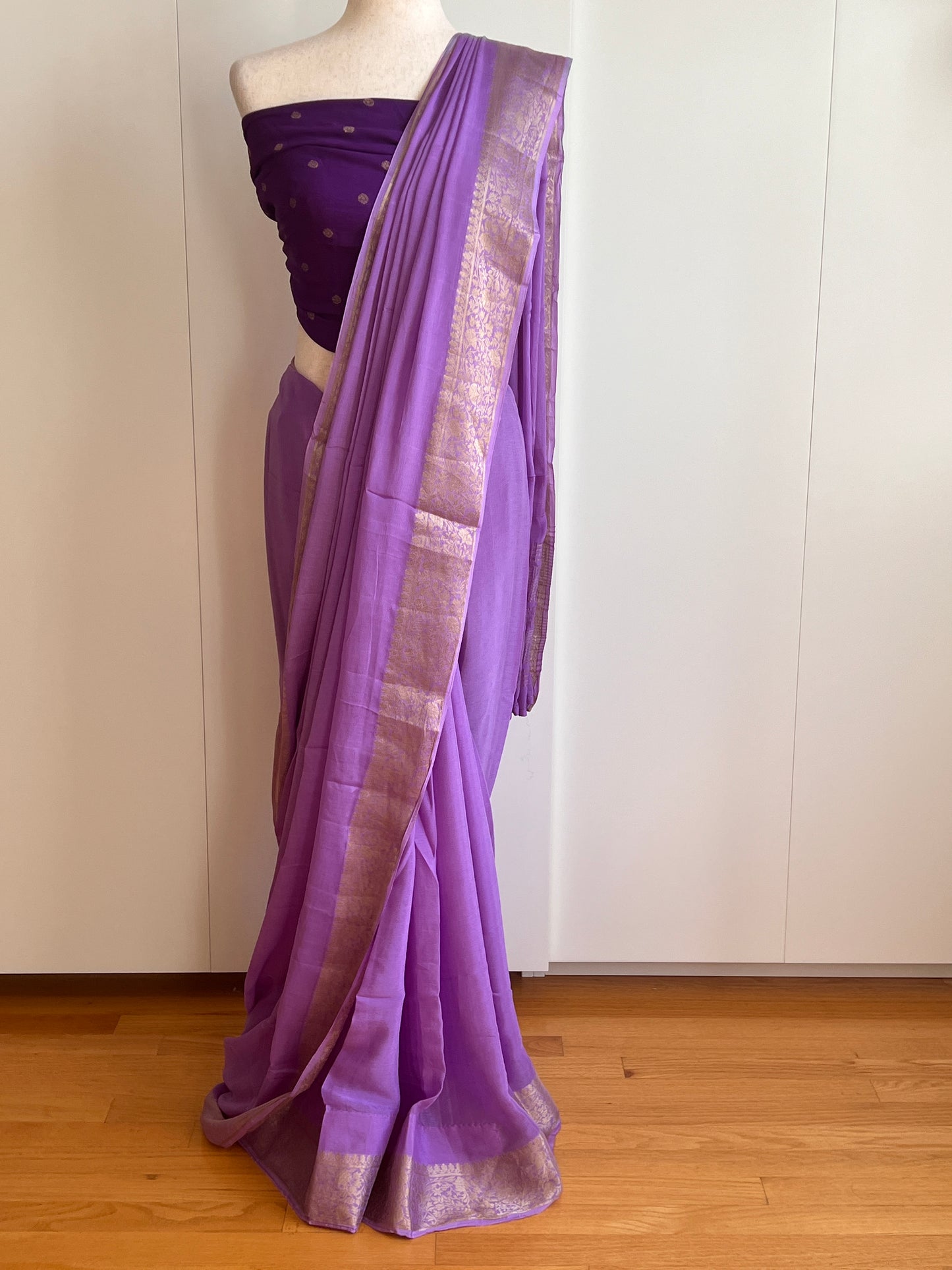 Lilac Chinnon Saree with purple Unstitched Blouse