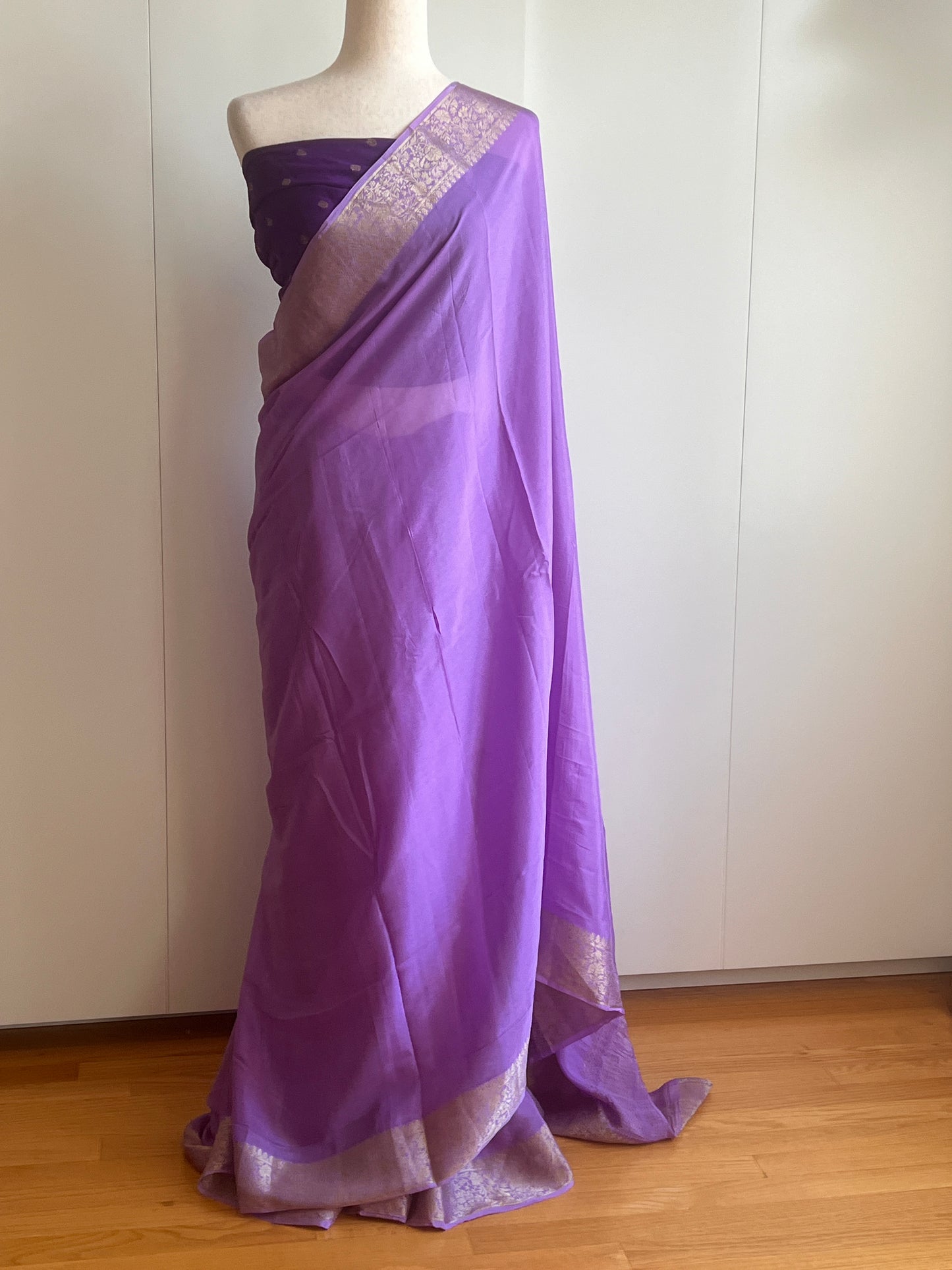 Lilac Chinnon Saree with purple Unstitched Blouse