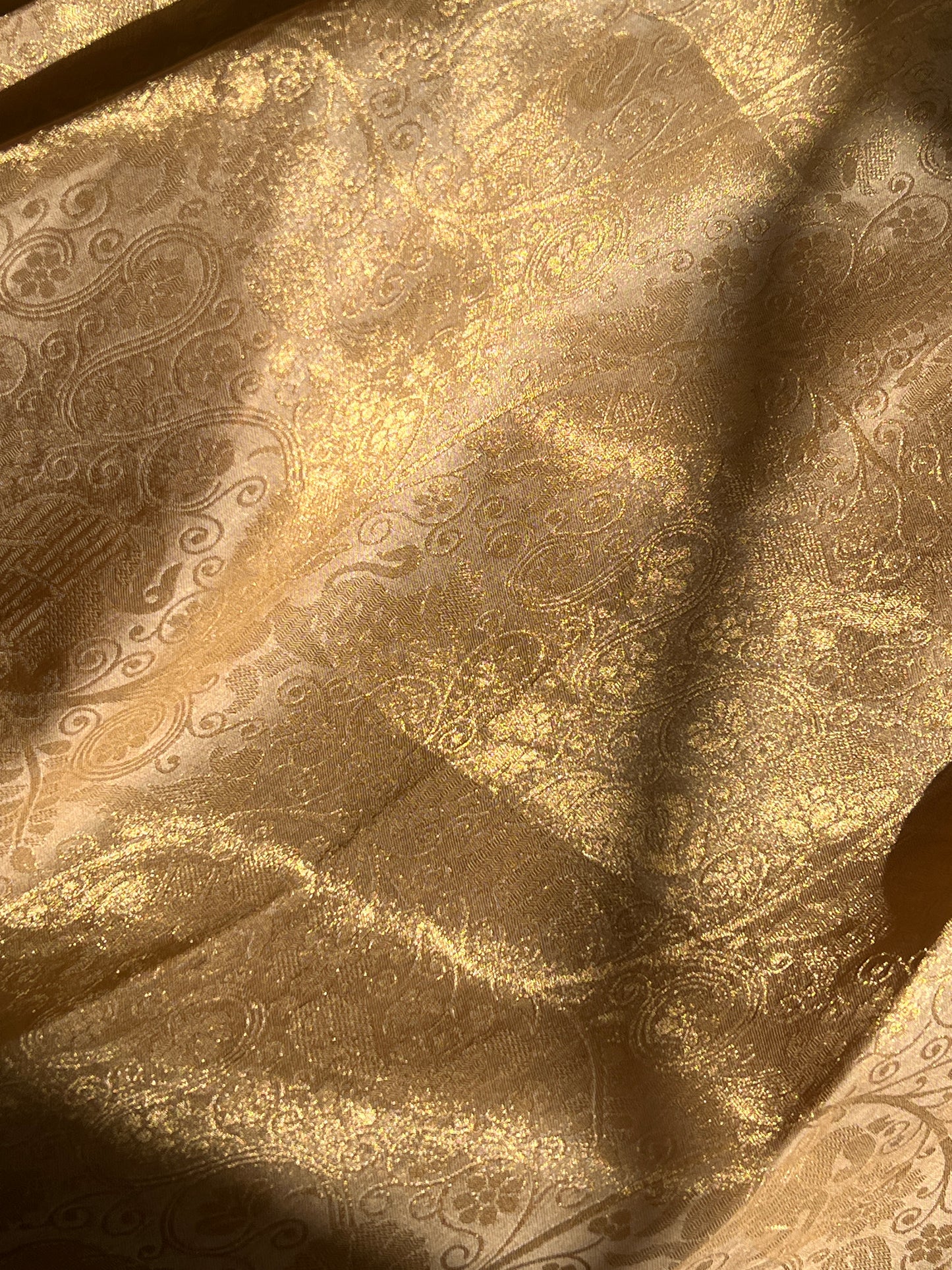 Gold Woven Viscose Fabric Saree with Unstitched Red Zari Brocade Blouse Material