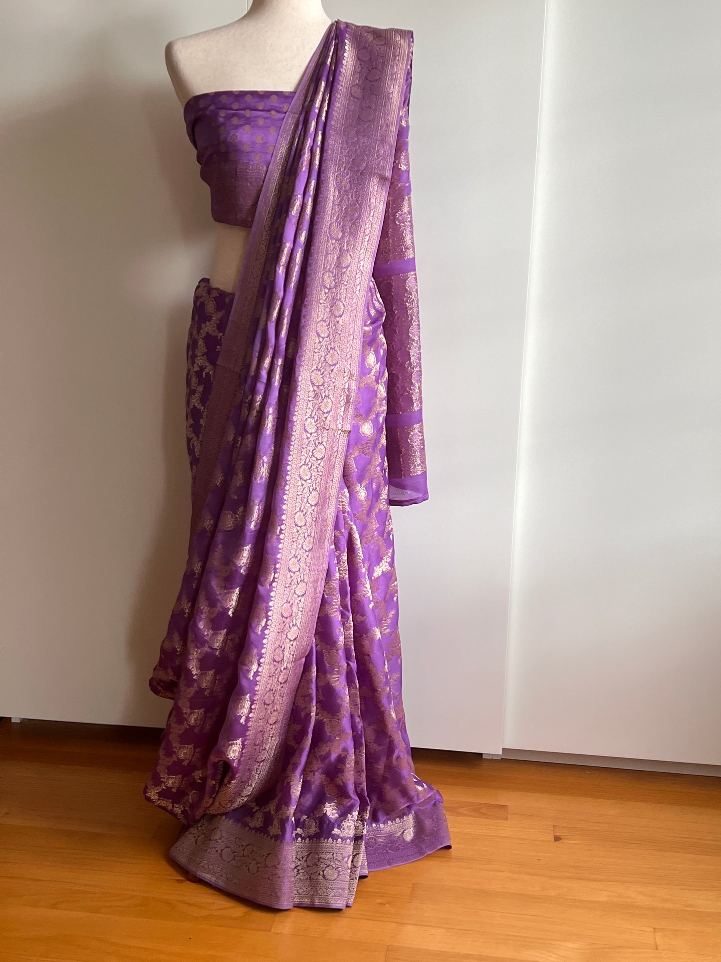 Lavender Mushru Silk Saree with Unstitched Brocade Weave Blouse Fabric
