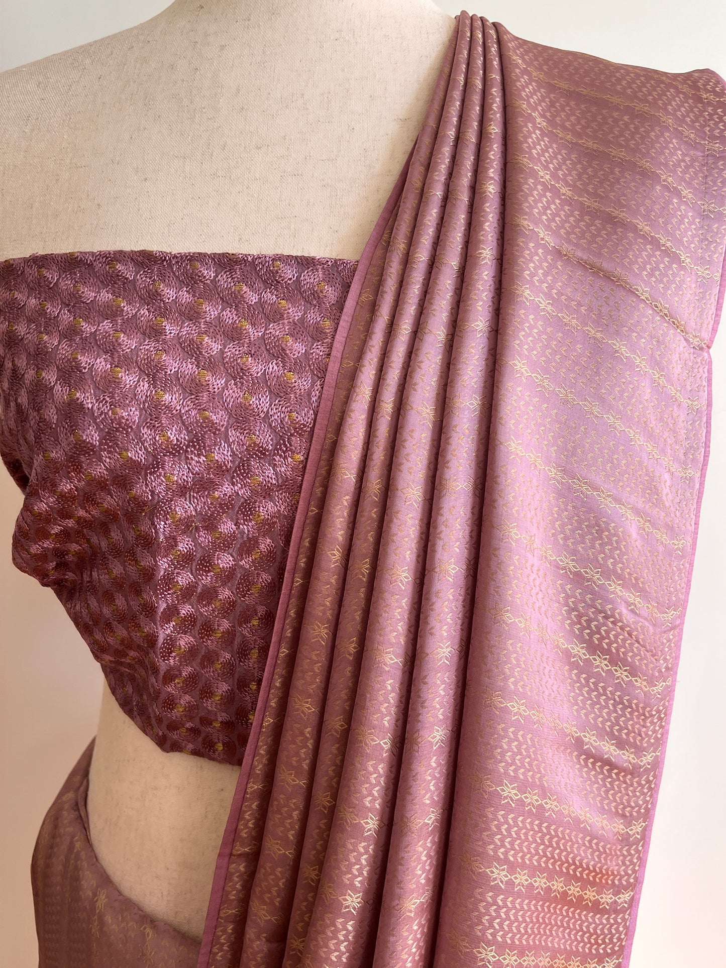 Purple Viscose Tissue Saree