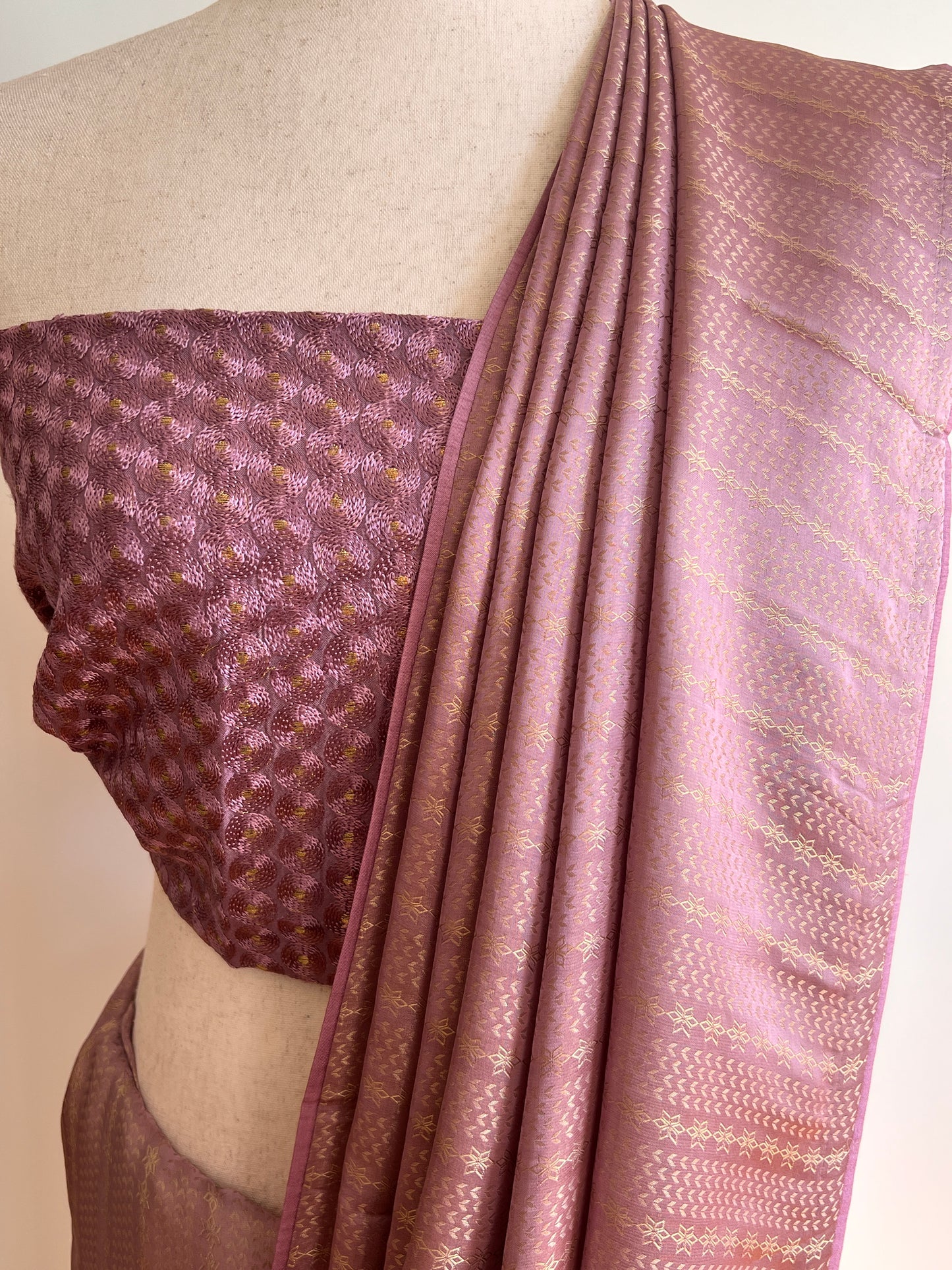 Purple Viscose Tissue Saree