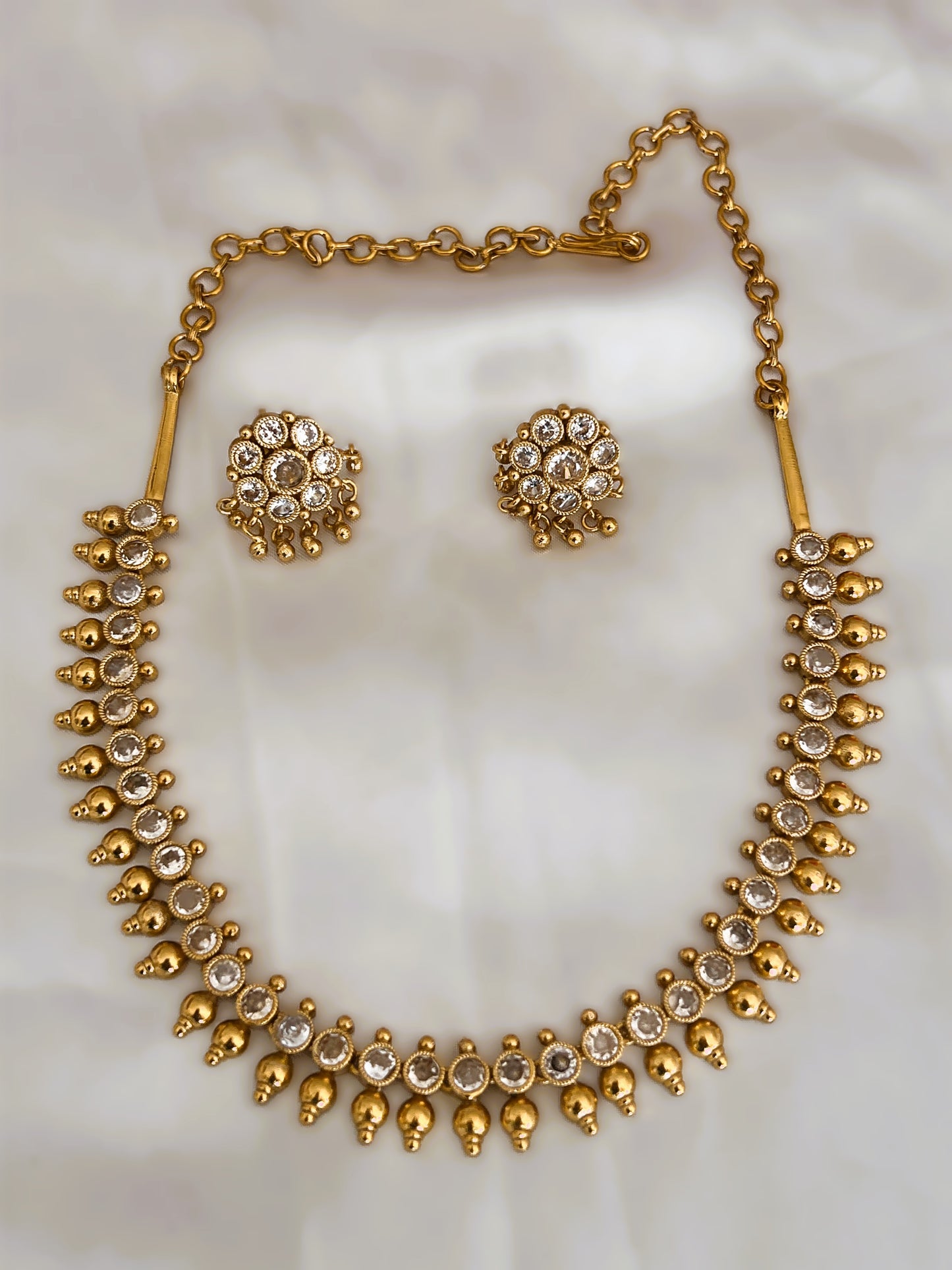 Choker Necklace