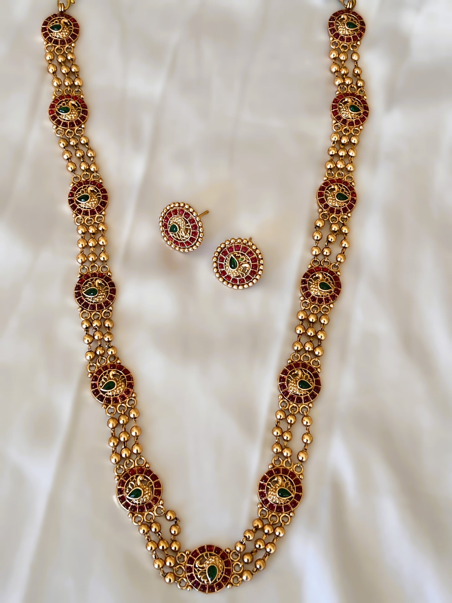 Ball Layered Necklace/Chain Set