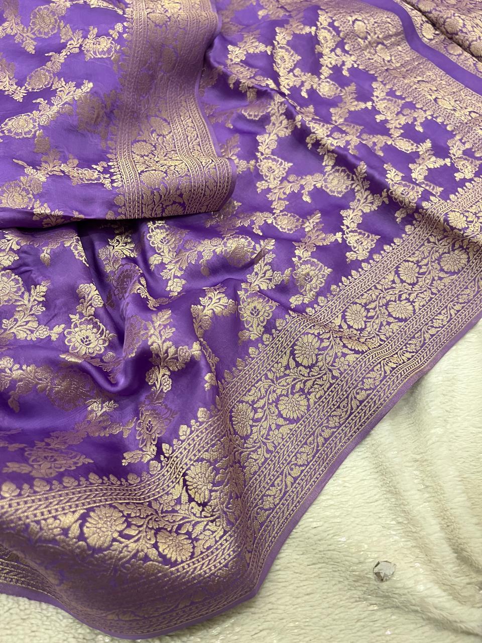 Lavender Mushru Silk Saree with Unstitched Brocade Weave Blouse Fabric
