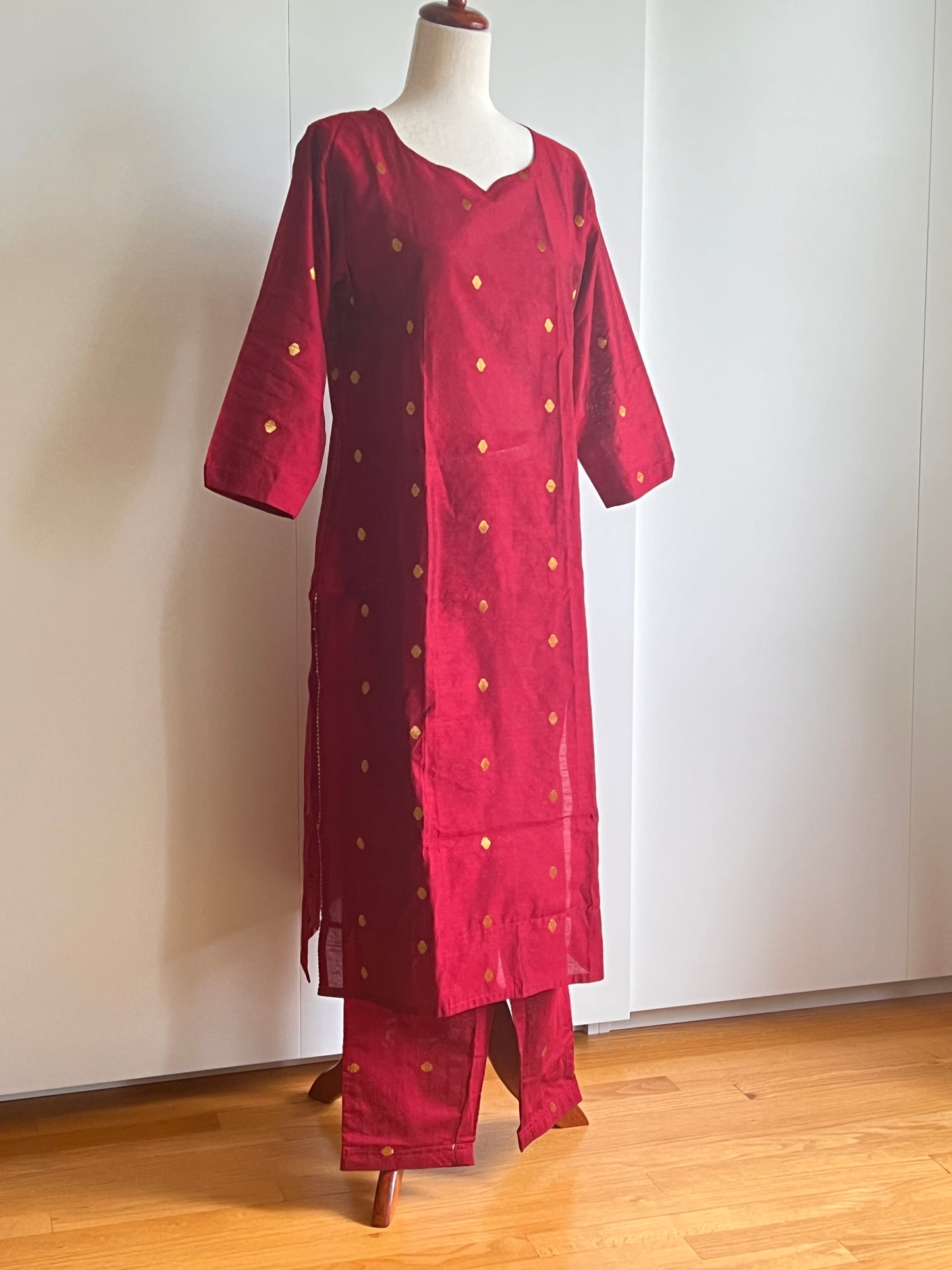 Maroon Silk Cotton Kurti Set- (Size- M)