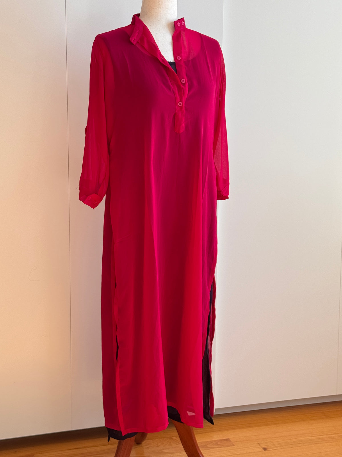 Pink and Deep Navy Faux georgette sleeveless inner and collar neck slit top (SIZE- L)